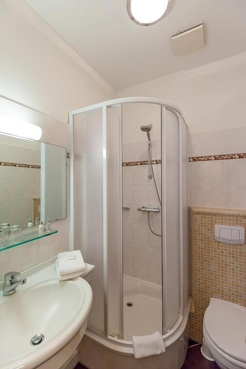 Hotel De Weimar ลุดวิกส์ลัสต์ ภายนอก รูปภาพ